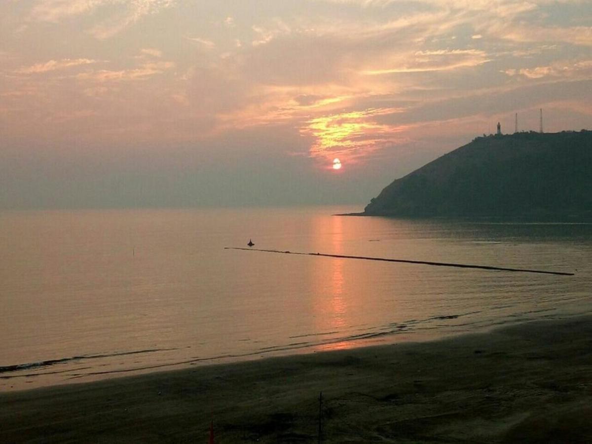 Hotel Sea Fans Ratnāgiri Dış mekan fotoğraf