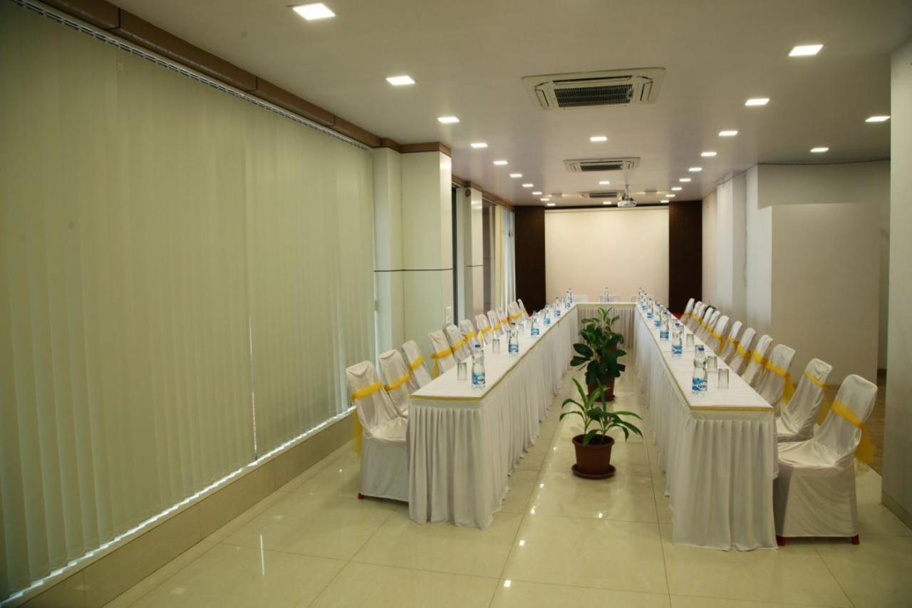Hotel Sea Fans Ratnāgiri Dış mekan fotoğraf