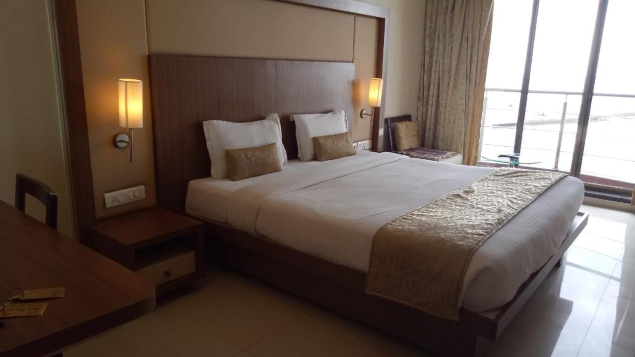 Hotel Sea Fans Ratnāgiri Dış mekan fotoğraf